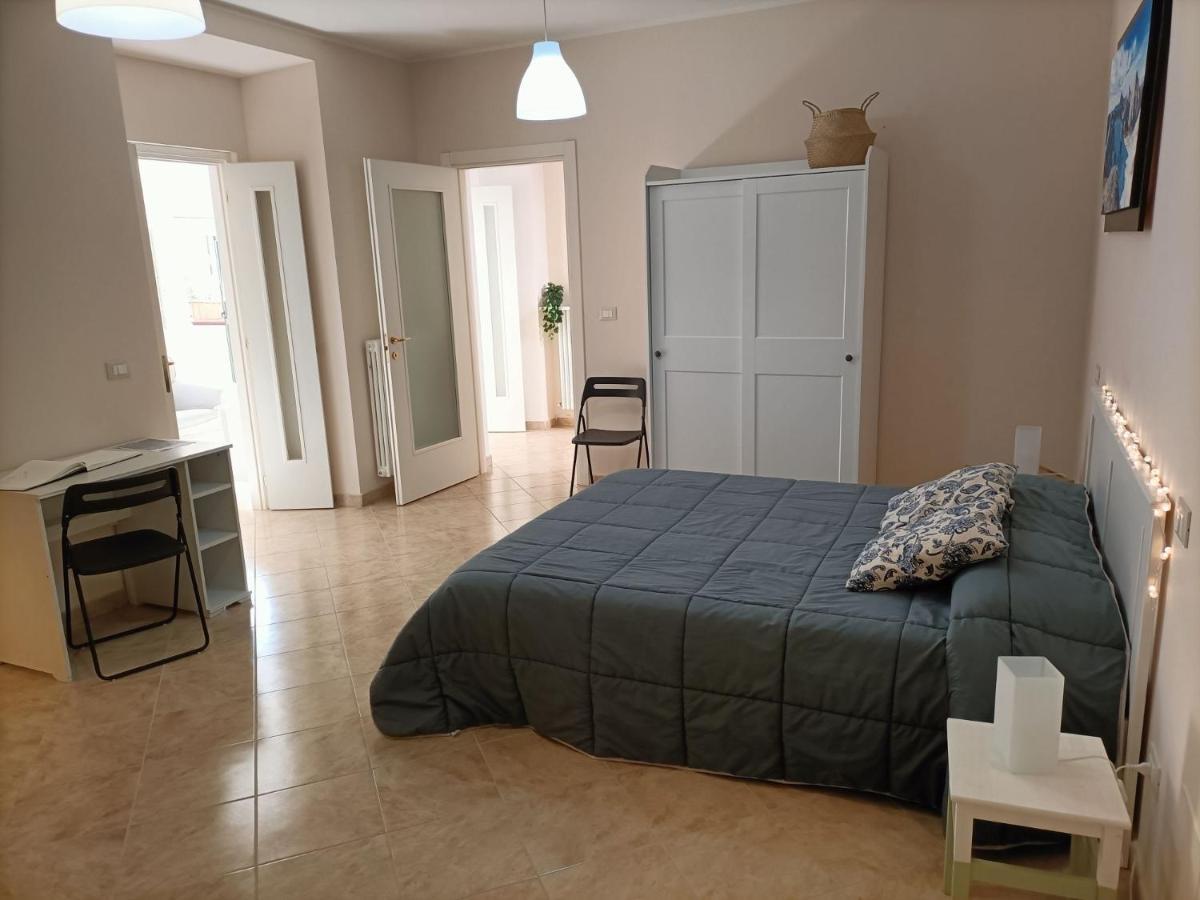 Cozy House Con Corte Privata In Centro Storico Aq Л'Акуила Экстерьер фото
